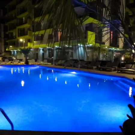 Apartment Azizi Elegant - Pool & Langa Plaja